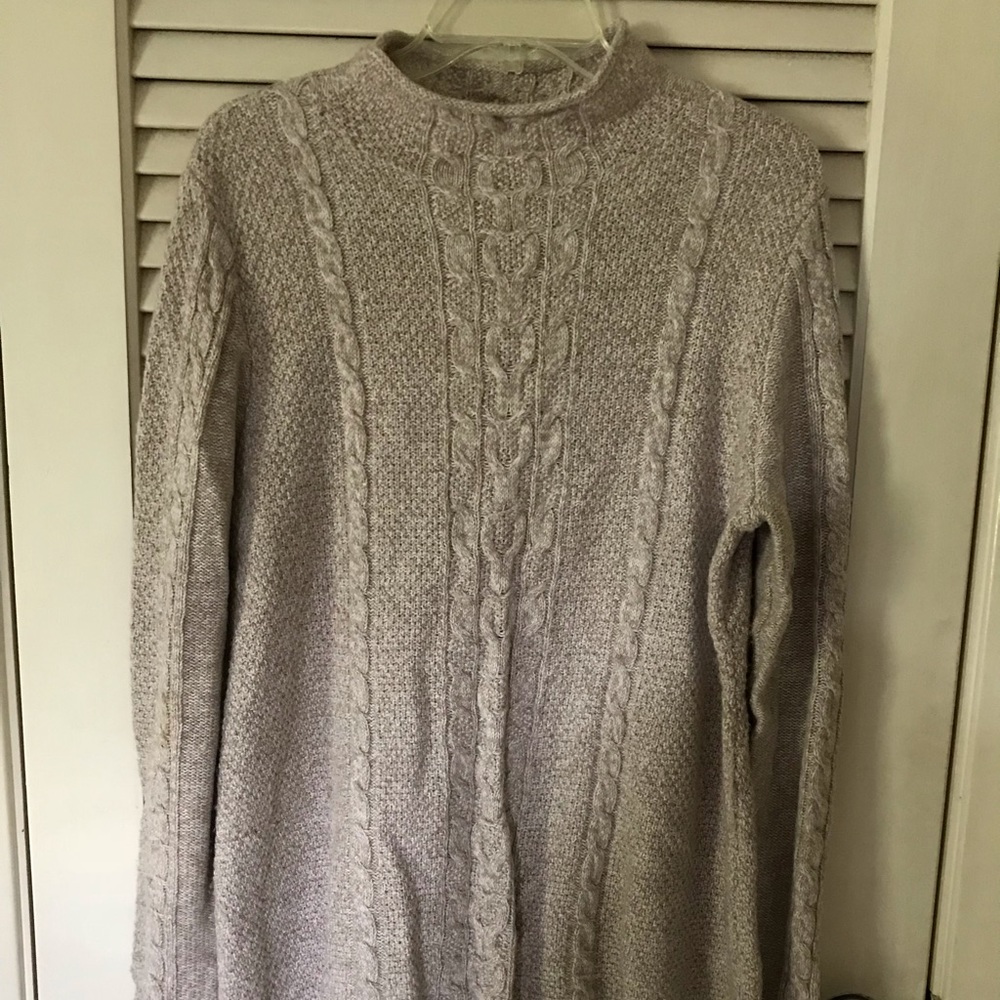 🍁 Gap Mock Turtleneck Sweater 🍁